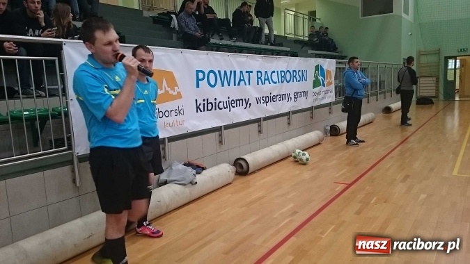 Zdjęcie w galerii na portalu naszraciborz.pl: Makroregionalny Turniej Halowej Piłki Nożnej Chłopców Szkół Ponadgimnazjalnych wiadomości z regionu