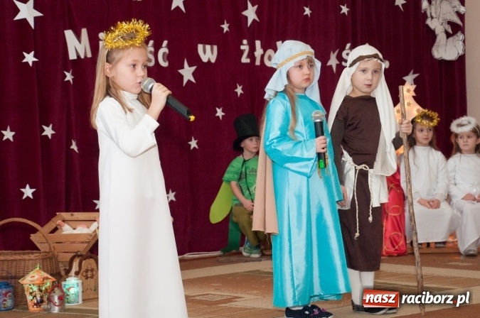 Zdjęcie w galerii na portalu naszraciborz.pl: Maleńka przyszła Miłość... do przedszkola w Markowicach wiadomości z regionu