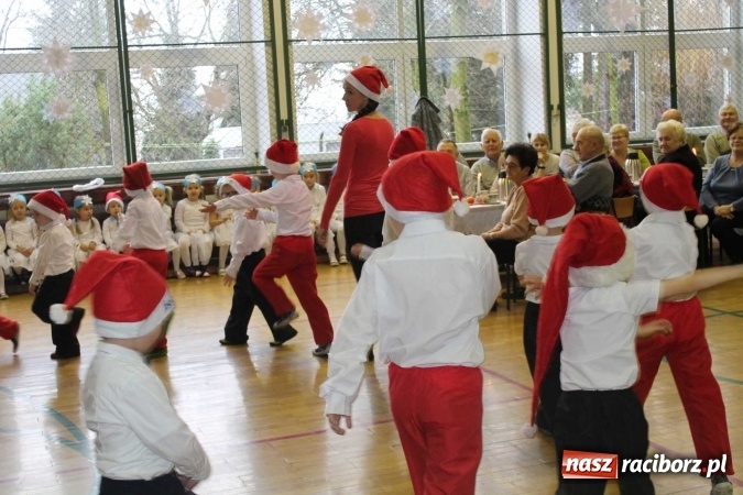 Zdjęcie w galerii na portalu naszraciborz.pl: Spotkanie opłatkowe dla seniorów w Sudole  wiadomości z regionu