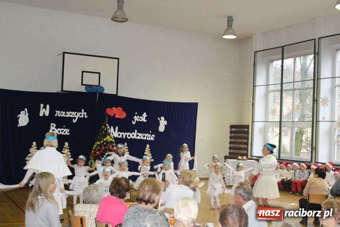 Zdjęcie w galerii na portalu naszraciborz.pl: Spotkanie opłatkowe dla seniorów w Sudole  wiadomości z regionu