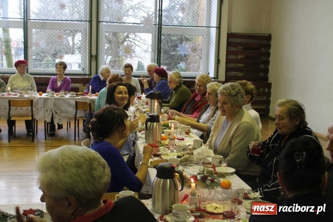 Zdjęcie w galerii na portalu naszraciborz.pl: Spotkanie opłatkowe dla seniorów w Sudole  wiadomości z regionu