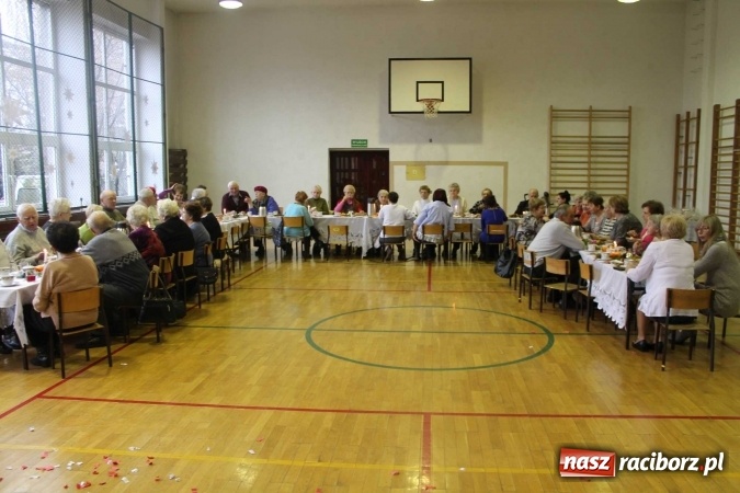 Zdjęcie w galerii na portalu naszraciborz.pl: Spotkanie opłatkowe dla seniorów w Sudole  wiadomości z regionu