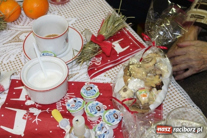 Zdjęcie w galerii na portalu naszraciborz.pl: Spotkanie opłatkowe dla seniorów w Sudole  wiadomości z regionu