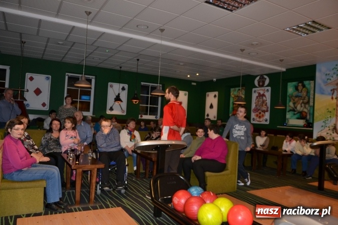 Zdjęcie w galerii na portalu naszraciborz.pl: Pierwszy turniej bowlingowy dla osób niepełnosprawnych  wiadomości z regionu