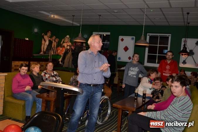 Zdjęcie w galerii na portalu naszraciborz.pl: Pierwszy turniej bowlingowy dla osób niepełnosprawnych  wiadomości z regionu