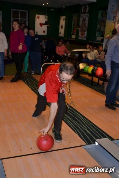 Zdjęcie w galerii na portalu naszraciborz.pl: Pierwszy turniej bowlingowy dla osób niepełnosprawnych  wiadomości z regionu