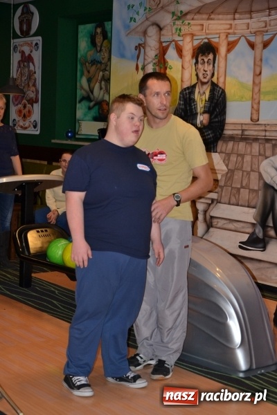 Zdjęcie w galerii na portalu naszraciborz.pl: Pierwszy turniej bowlingowy dla osób niepełnosprawnych  wiadomości z regionu
