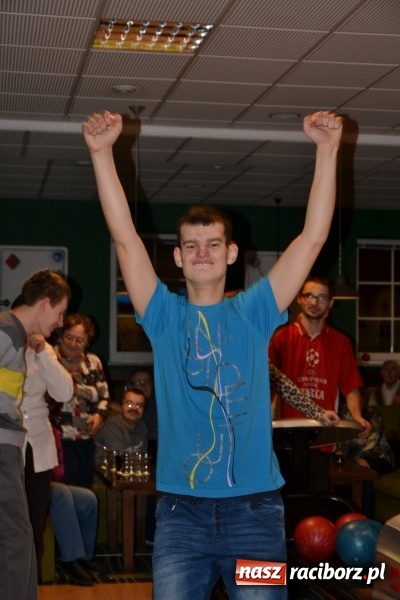 Zdjęcie w galerii na portalu naszraciborz.pl: Pierwszy turniej bowlingowy dla osób niepełnosprawnych  wiadomości z regionu