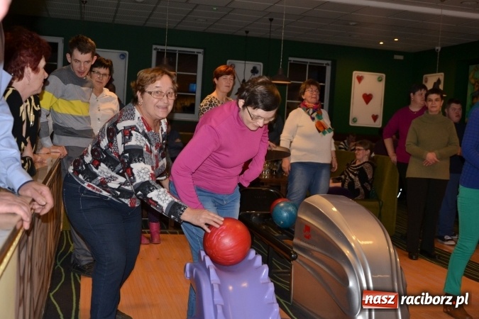 Zdjęcie w galerii na portalu naszraciborz.pl: Pierwszy turniej bowlingowy dla osób niepełnosprawnych  wiadomości z regionu
