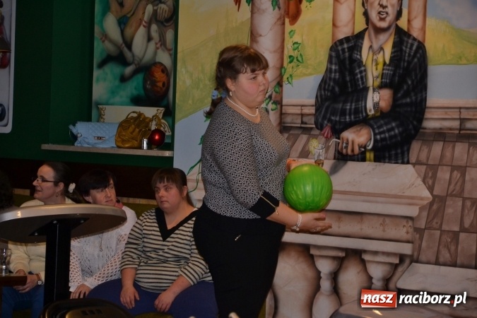 Zdjęcie w galerii na portalu naszraciborz.pl: Pierwszy turniej bowlingowy dla osób niepełnosprawnych  wiadomości z regionu