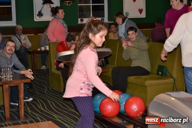 Zdjęcie w galerii na portalu naszraciborz.pl: Pierwszy turniej bowlingowy dla osób niepełnosprawnych  wiadomości z regionu