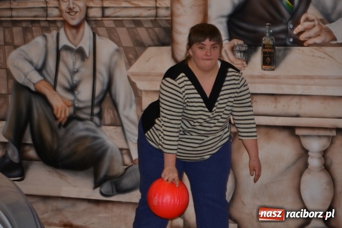 Zdjęcie w galerii na portalu naszraciborz.pl: Pierwszy turniej bowlingowy dla osób niepełnosprawnych  wiadomości z regionu
