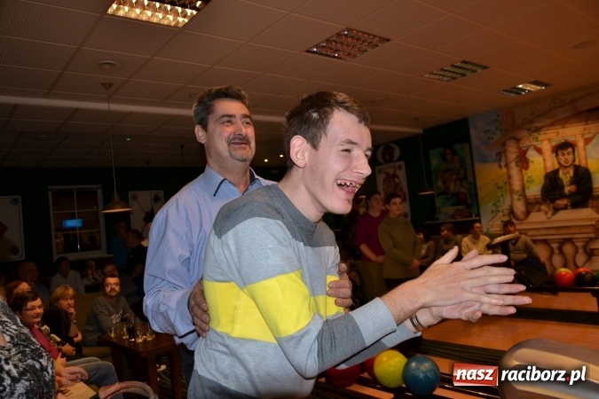 Zdjęcie w galerii na portalu naszraciborz.pl: Pierwszy turniej bowlingowy dla osób niepełnosprawnych  wiadomości z regionu