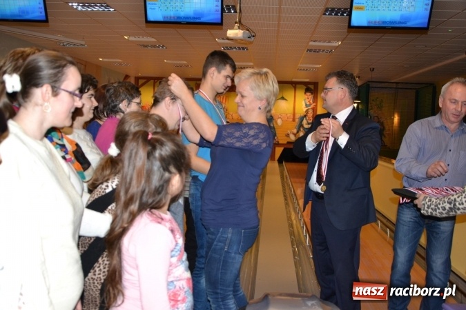 Zdjęcie w galerii na portalu naszraciborz.pl: Pierwszy turniej bowlingowy dla osób niepełnosprawnych  wiadomości z regionu
