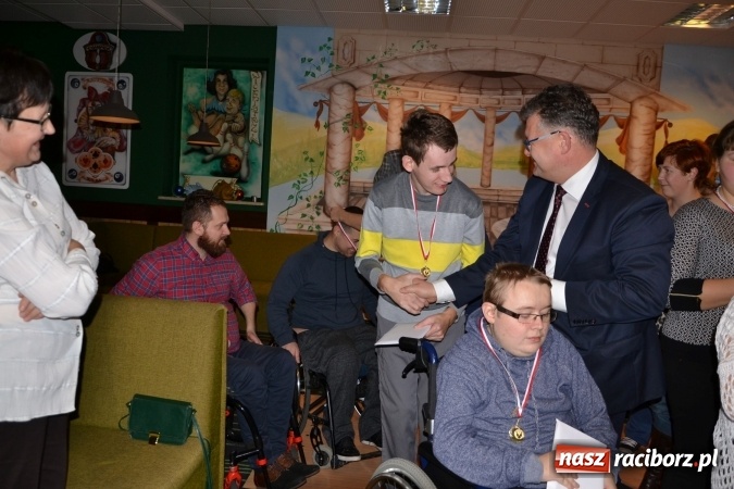 Zdjęcie w galerii na portalu naszraciborz.pl: Pierwszy turniej bowlingowy dla osób niepełnosprawnych  wiadomości z regionu
