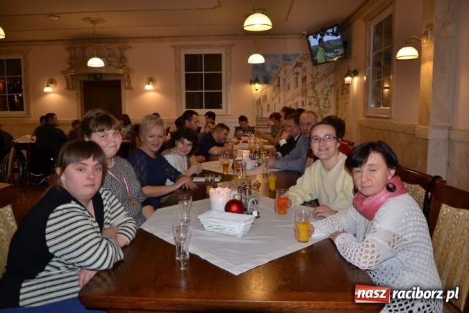 Zdjęcie w galerii na portalu naszraciborz.pl: Pierwszy turniej bowlingowy dla osób niepełnosprawnych  wiadomości z regionu