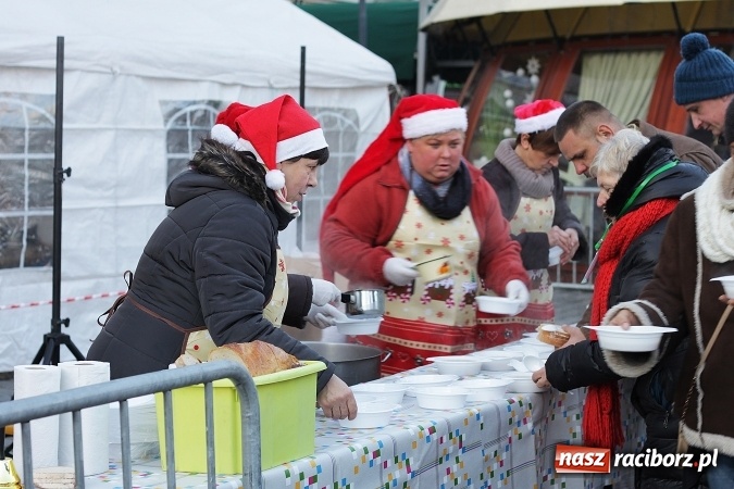 Zdjęcie w galerii na portalu naszraciborz.pl: Żurku megagarnek, czyli jarmarkowa degustacja na raciborskim Rynku wiadomości z regionu
