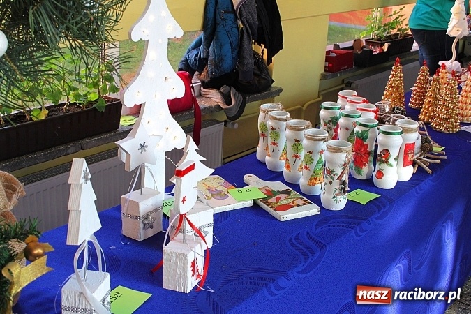 Zdjęcie w galerii na portalu naszraciborz.pl: Dzień otwarty w SP 15. Atrakcji nie zabrakło wiadomości z regionu