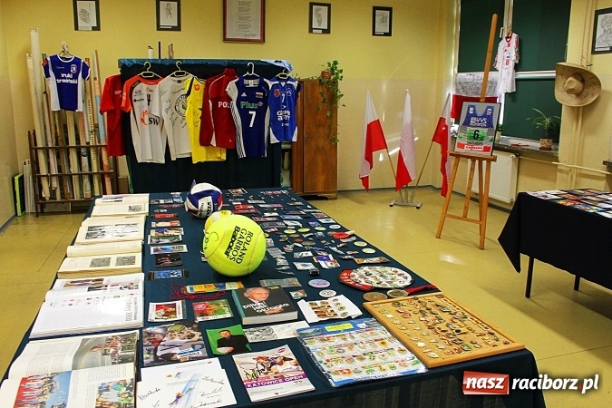 Zdjęcie w galerii na portalu naszraciborz.pl: Dzień otwarty w SP 15. Atrakcji nie zabrakło wiadomości z regionu