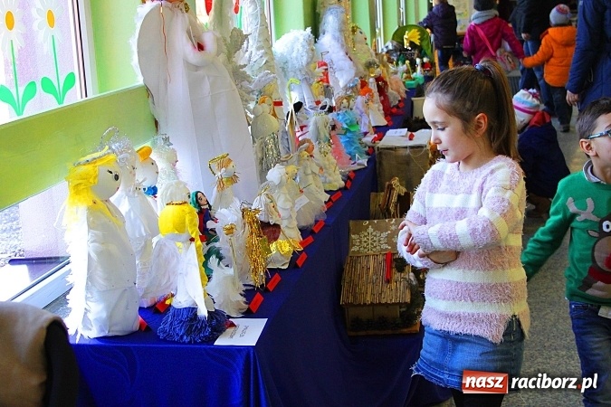 Zdjęcie w galerii na portalu naszraciborz.pl: Dzień otwarty w SP 15. Atrakcji nie zabrakło wiadomości z regionu