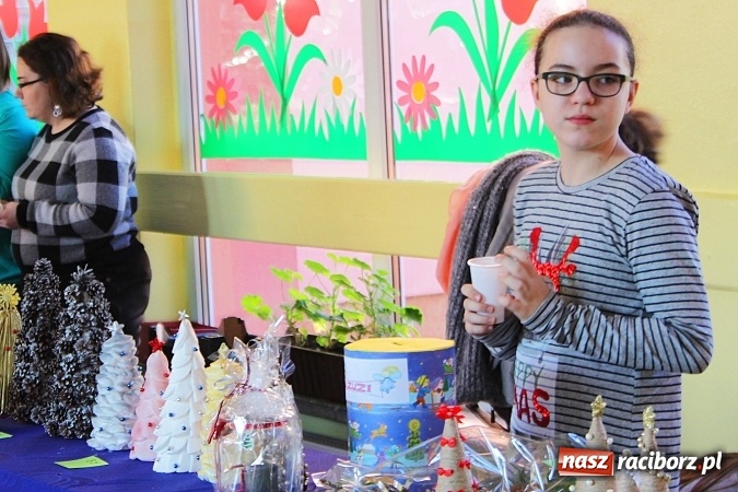 Zdjęcie w galerii na portalu naszraciborz.pl: Dzień otwarty w SP 15. Atrakcji nie zabrakło wiadomości z regionu