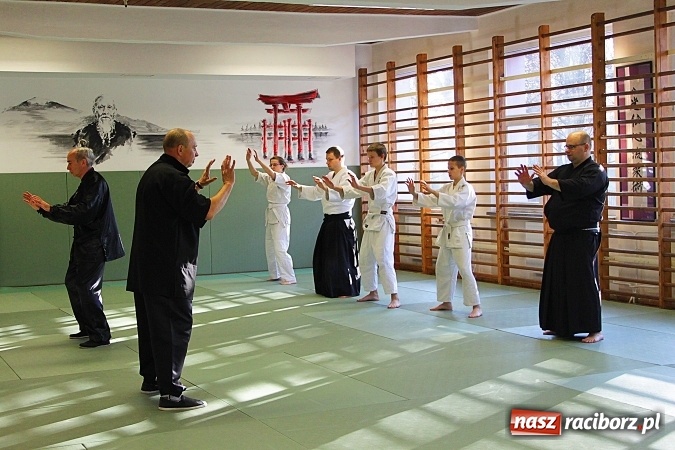 Zdjęcie w galerii na portalu naszraciborz.pl: Dzień otwarty w SP 15. Atrakcji nie zabrakło wiadomości z regionu