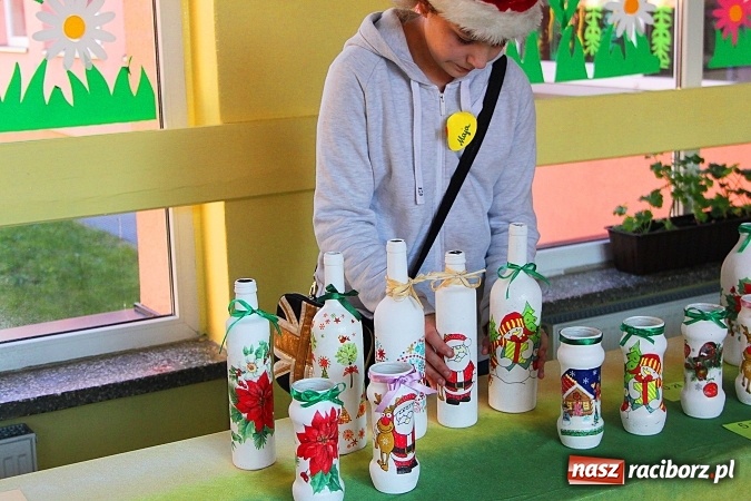 Zdjęcie w galerii na portalu naszraciborz.pl: Dzień otwarty w SP 15. Atrakcji nie zabrakło wiadomości z regionu