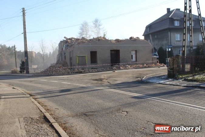 Zdjęcie w galerii na portalu naszraciborz.pl: Jeden z najstarszych budynków w Pogrzebieniu przechodzi do historii  wiadomości z regionu