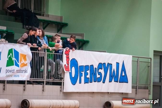 Zdjęcie w galerii na portalu naszraciborz.pl: Ważne zwycięstwo raciborskich koszykarzy. Gliwiczanie pokonani. 33 punkty Emila Szweda wiadomości z regionu