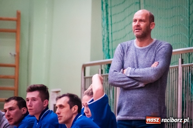 Zdjęcie w galerii na portalu naszraciborz.pl: Ważne zwycięstwo raciborskich koszykarzy. Gliwiczanie pokonani. 33 punkty Emila Szweda wiadomości z regionu