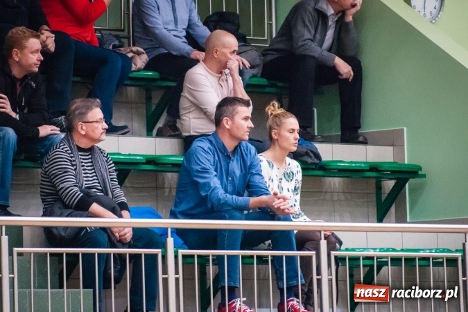 Zdjęcie w galerii na portalu naszraciborz.pl: Ważne zwycięstwo raciborskich koszykarzy. Gliwiczanie pokonani. 33 punkty Emila Szweda wiadomości z regionu