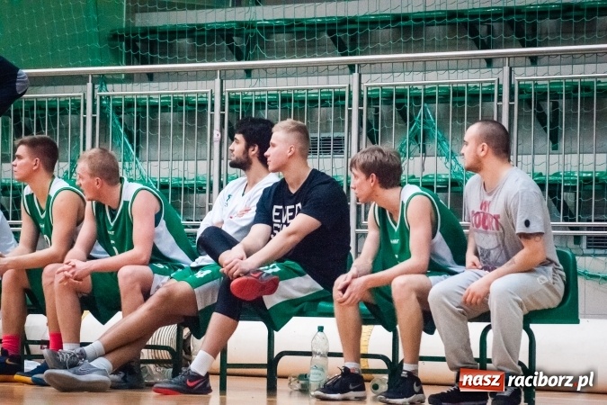 Zdjęcie w galerii na portalu naszraciborz.pl: Ważne zwycięstwo raciborskich koszykarzy. Gliwiczanie pokonani. 33 punkty Emila Szweda wiadomości z regionu