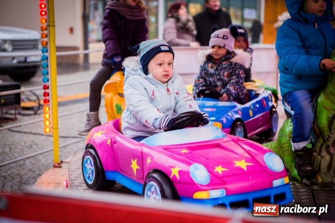 Zdjęcie w galerii na portalu naszraciborz.pl: Jarmark Bożonarodzeniowy w niedzielne popołudnie wiadomości z regionu