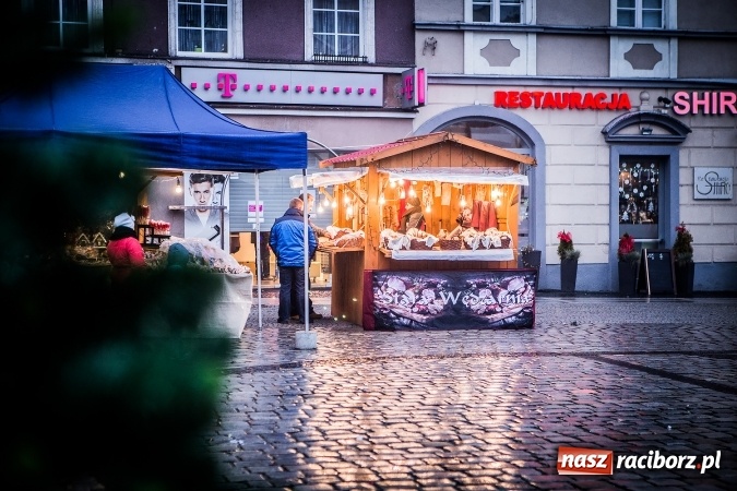 Zdjęcie w galerii na portalu naszraciborz.pl: Jarmark Bożonarodzeniowy w niedzielne popołudnie wiadomości z regionu