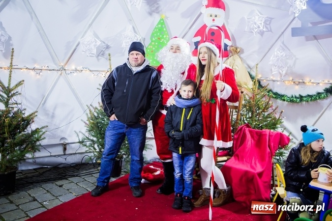 Zdjęcie w galerii na portalu naszraciborz.pl: Jarmark Bożonarodzeniowy w niedzielne popołudnie wiadomości z regionu
