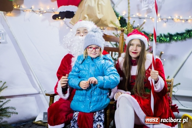 Zdjęcie w galerii na portalu naszraciborz.pl: Jarmark Bożonarodzeniowy w niedzielne popołudnie wiadomości z regionu