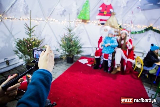 Zdjęcie w galerii na portalu naszraciborz.pl: Jarmark Bożonarodzeniowy w niedzielne popołudnie wiadomości z regionu
