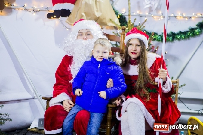 Zdjęcie w galerii na portalu naszraciborz.pl: Jarmark Bożonarodzeniowy w niedzielne popołudnie wiadomości z regionu