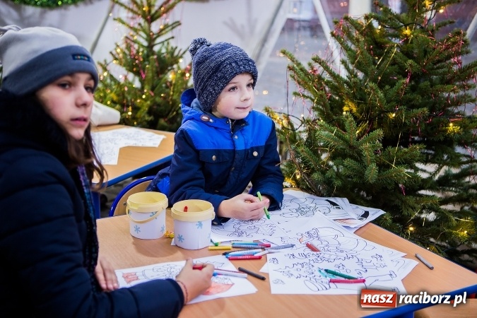 Zdjęcie w galerii na portalu naszraciborz.pl: Jarmark Bożonarodzeniowy w niedzielne popołudnie wiadomości z regionu