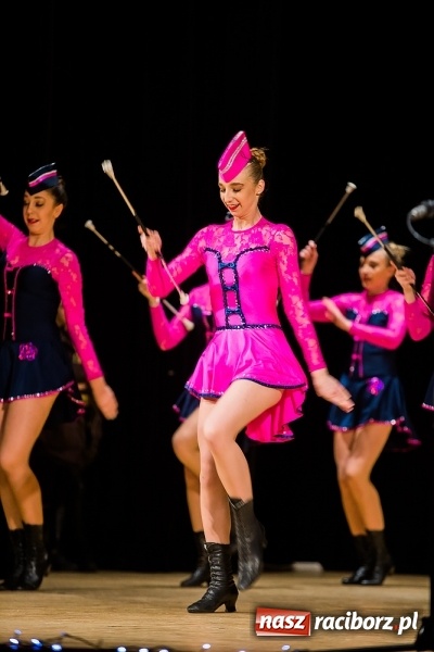 Zdjęcie w galerii na portalu naszraciborz.pl: Świąteczny koncert charytatywny Źródła w Raciborskim Centrum Kultury wiadomości z regionu