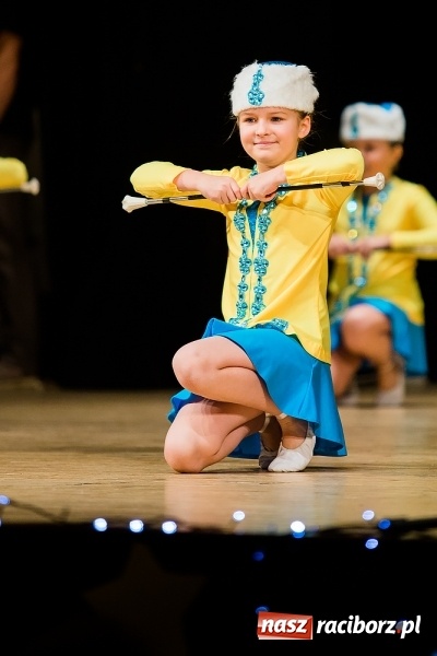 Zdjęcie w galerii na portalu naszraciborz.pl: Świąteczny koncert charytatywny Źródła w Raciborskim Centrum Kultury wiadomości z regionu