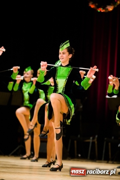 Zdjęcie w galerii na portalu naszraciborz.pl: Świąteczny koncert charytatywny Źródła w Raciborskim Centrum Kultury wiadomości z regionu