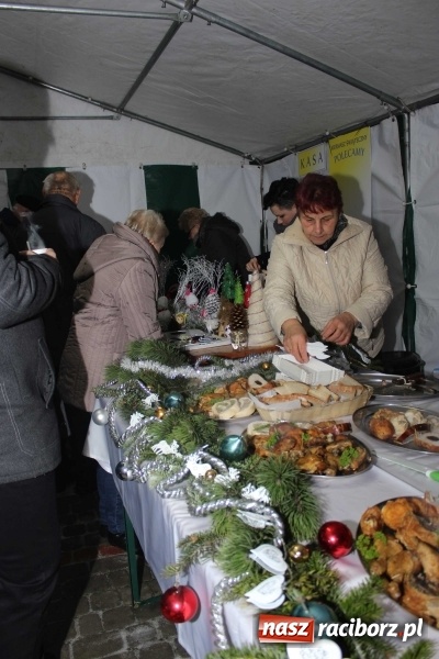 Zdjęcie w galerii na portalu naszraciborz.pl: W Kornowacu zapachniało Bożym Narodzeniem  wiadomości z regionu