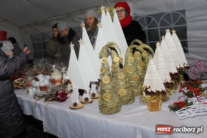 Zdjęcie w galerii na portalu naszraciborz.pl: W Kornowacu zapachniało Bożym Narodzeniem  wiadomości z regionu