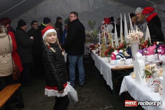 Zdjęcie w galerii na portalu naszraciborz.pl: W Kornowacu zapachniało Bożym Narodzeniem  wiadomości z regionu