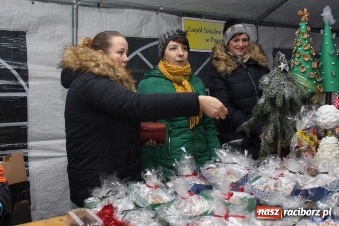 Zdjęcie w galerii na portalu naszraciborz.pl: W Kornowacu zapachniało Bożym Narodzeniem  wiadomości z regionu