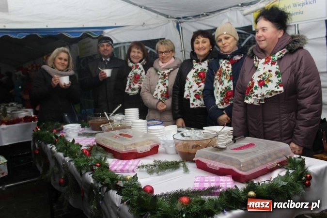 Zdjęcie w galerii na portalu naszraciborz.pl: W Kornowacu zapachniało Bożym Narodzeniem  wiadomości z regionu