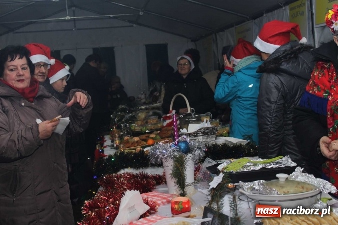 Zdjęcie w galerii na portalu naszraciborz.pl: W Kornowacu zapachniało Bożym Narodzeniem  wiadomości z regionu