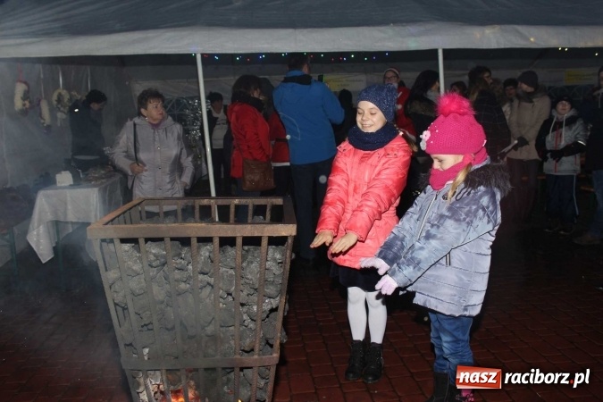 Zdjęcie w galerii na portalu naszraciborz.pl: W Kornowacu zapachniało Bożym Narodzeniem  wiadomości z regionu