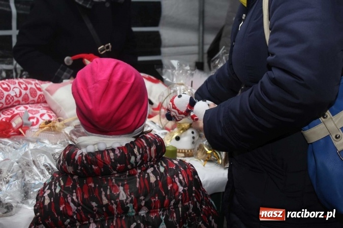 Zdjęcie w galerii na portalu naszraciborz.pl: W Kornowacu zapachniało Bożym Narodzeniem  wiadomości z regionu